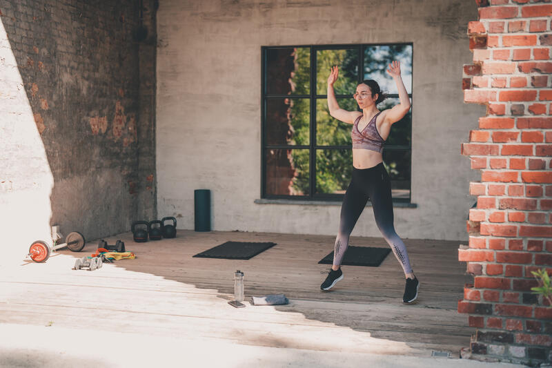 Afval oefeningen voor thuis: effectief afvallen met leuke oefeningen