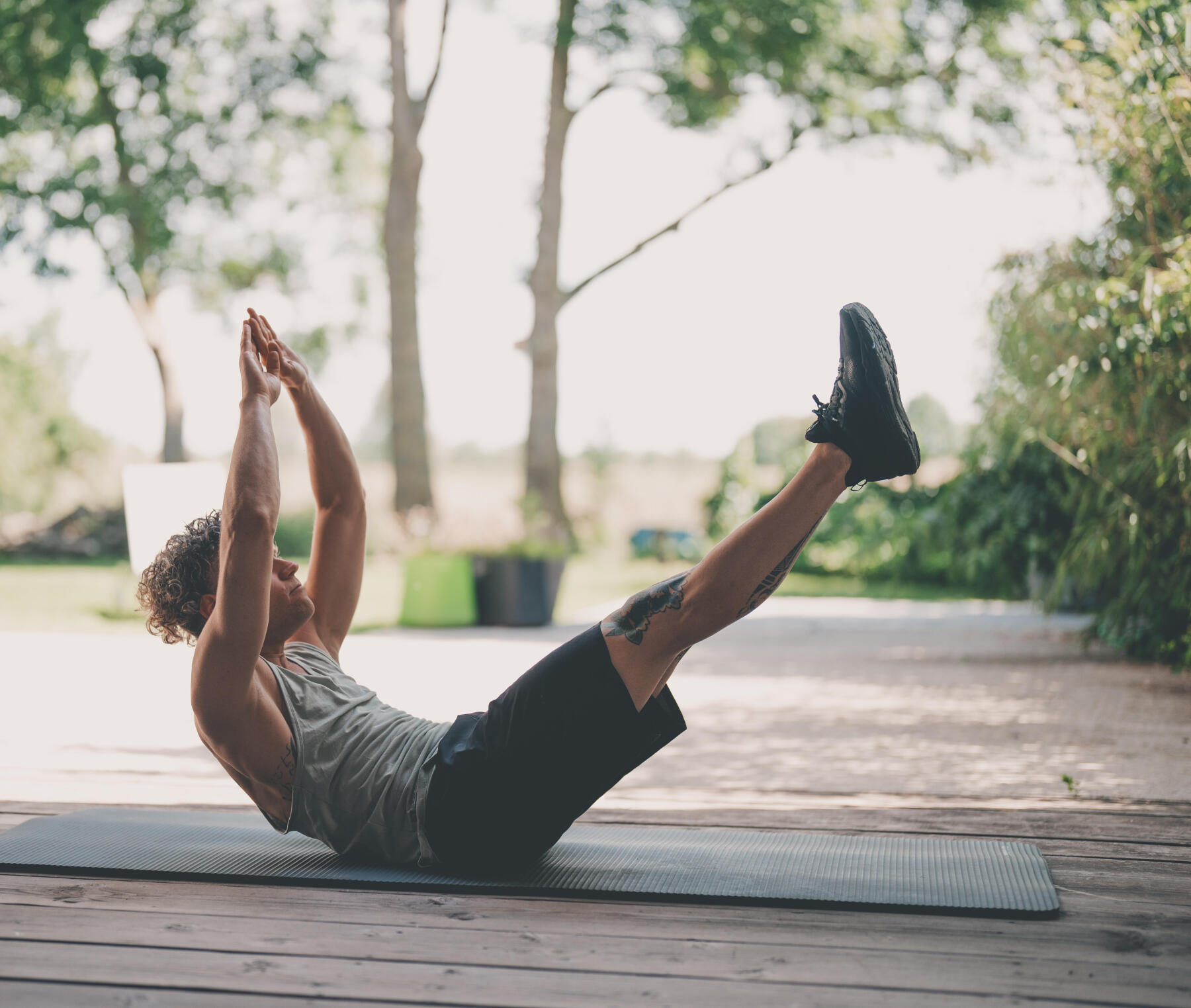 ¿Qué ejercicios realizar para fortalecer los músculos abdominales bajos?