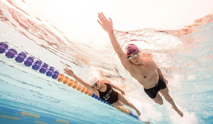 What's the best swim stroke for burning calories?