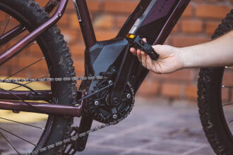 Démontage, remontage... Changer la pédale de votre vélo