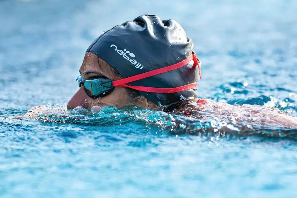 Brustschwimmen ist der Klassiker fürs Schwimmen lernen