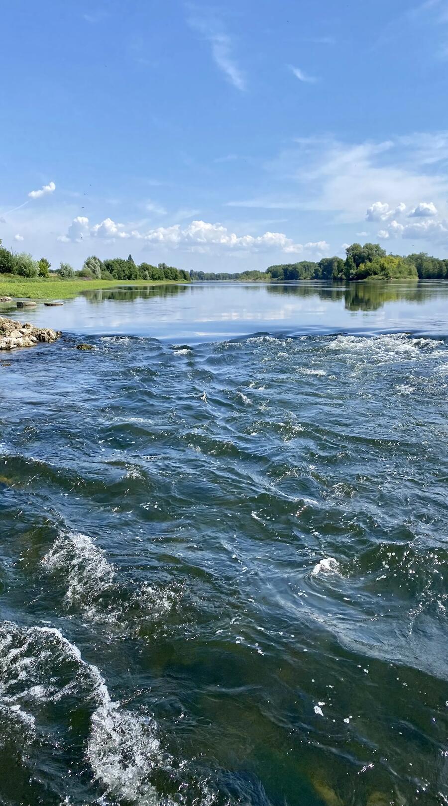 landscape of a lake on a sunny  day