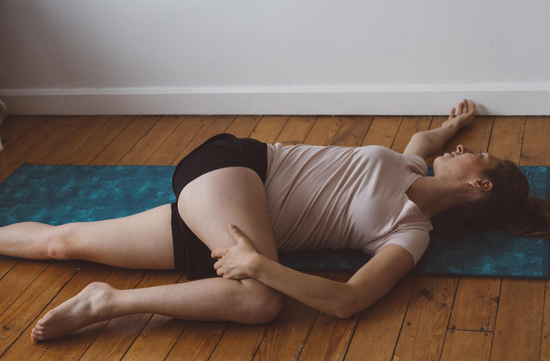back twist exercise
