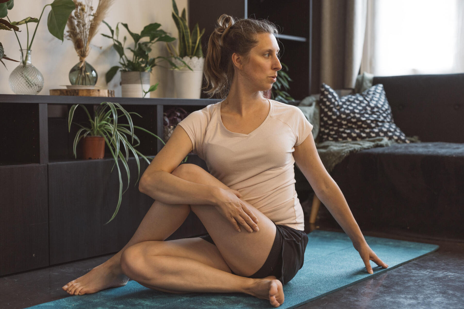sitting twist stretching exercise