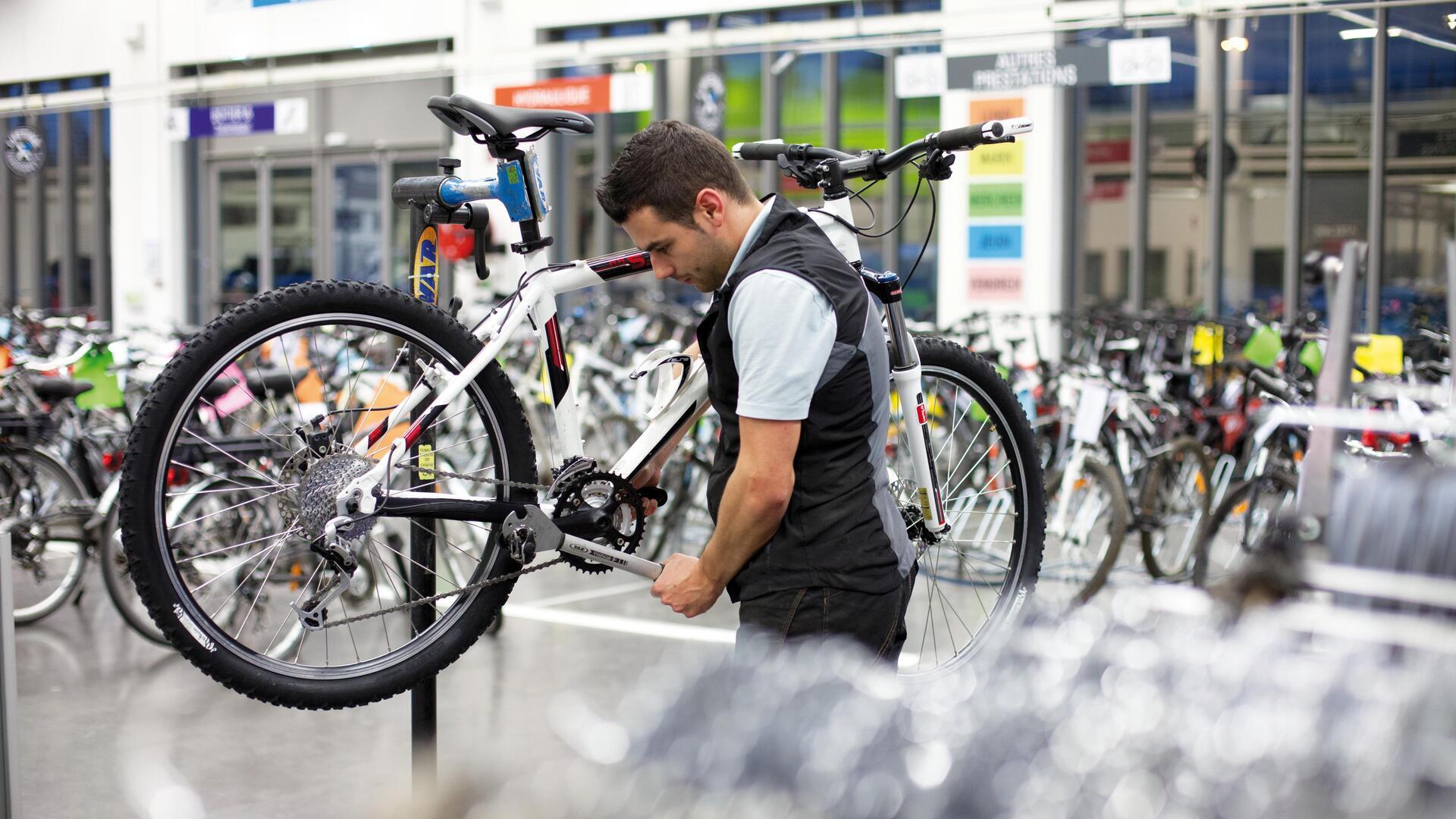 El Soporte Taller para bicis de Decathlon por 49 euros