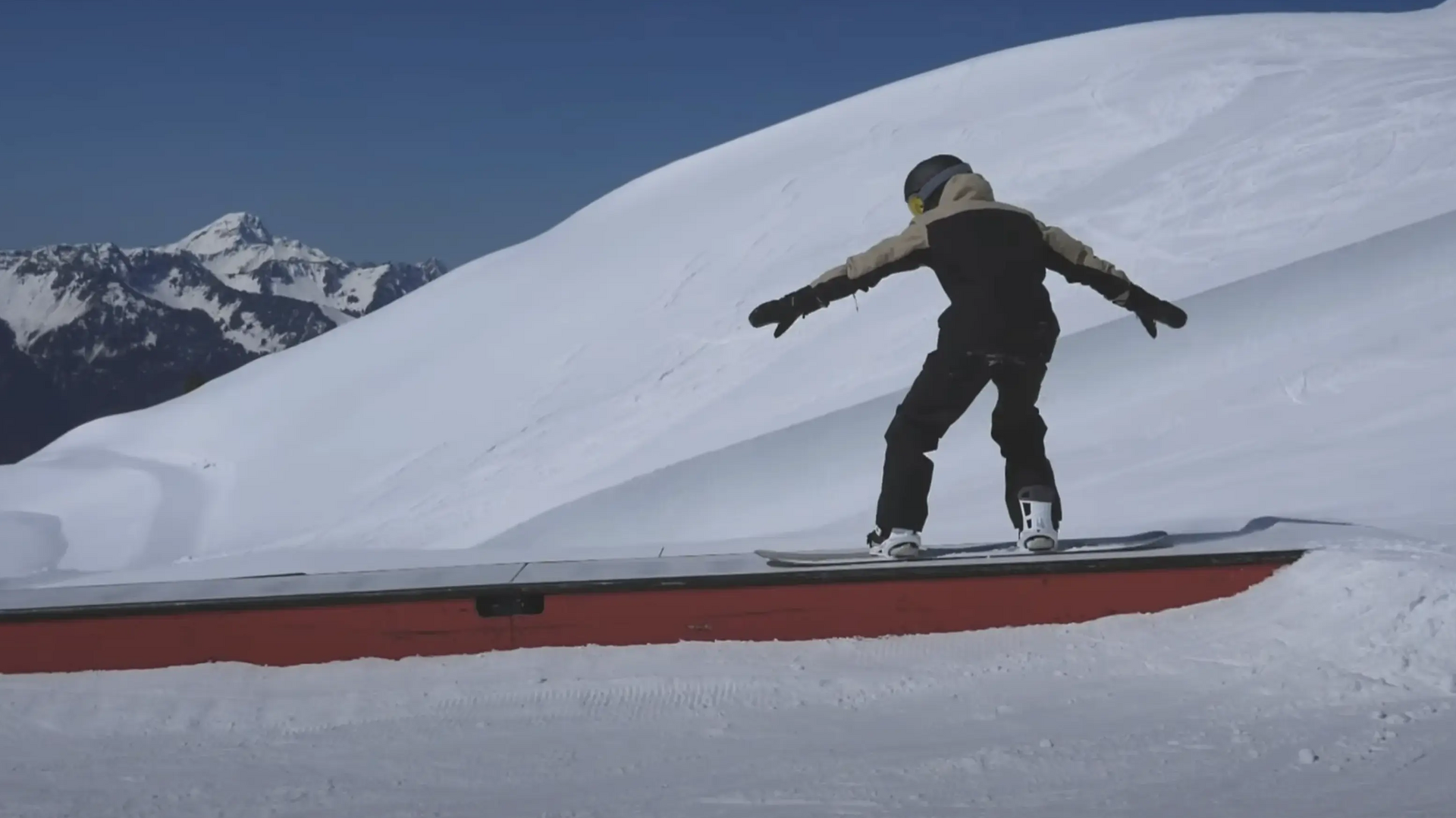 Comment faire un 50-50 en snowboard