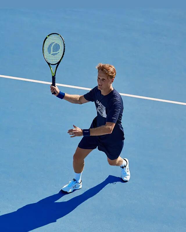 Tenis