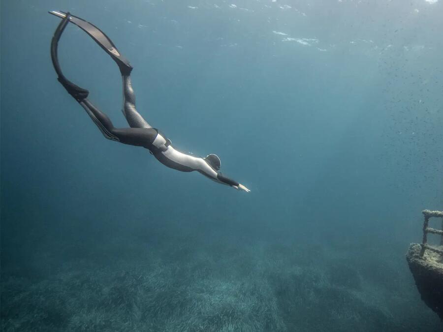 Comment réparer sa combinaison d'apnée ?