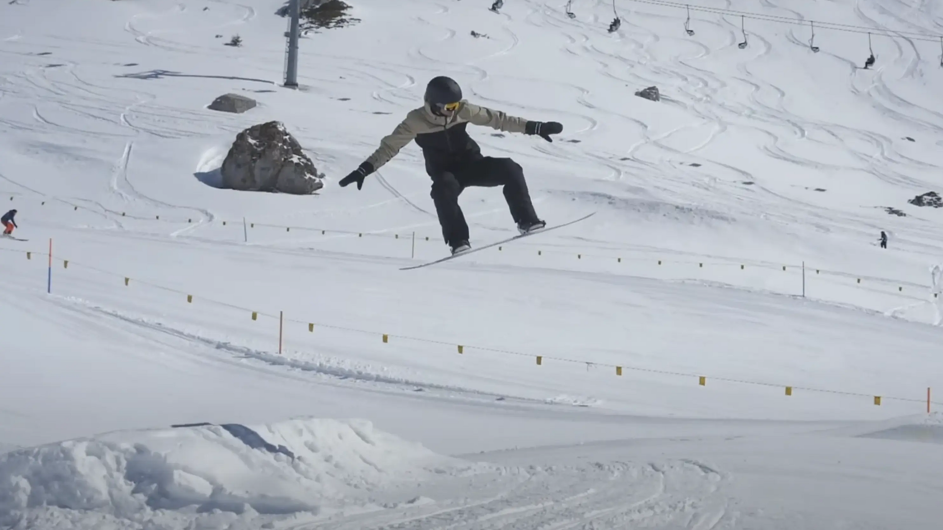 comment sauter en snowboard