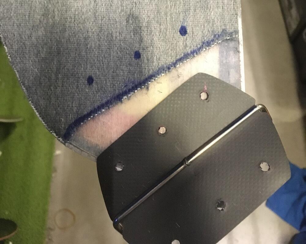 Manutenção e reparação do teu splitboard e das suas peles:instruções, reparação