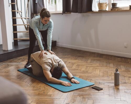 Soigner un lumbago : notre guide pour soulager les douleurs