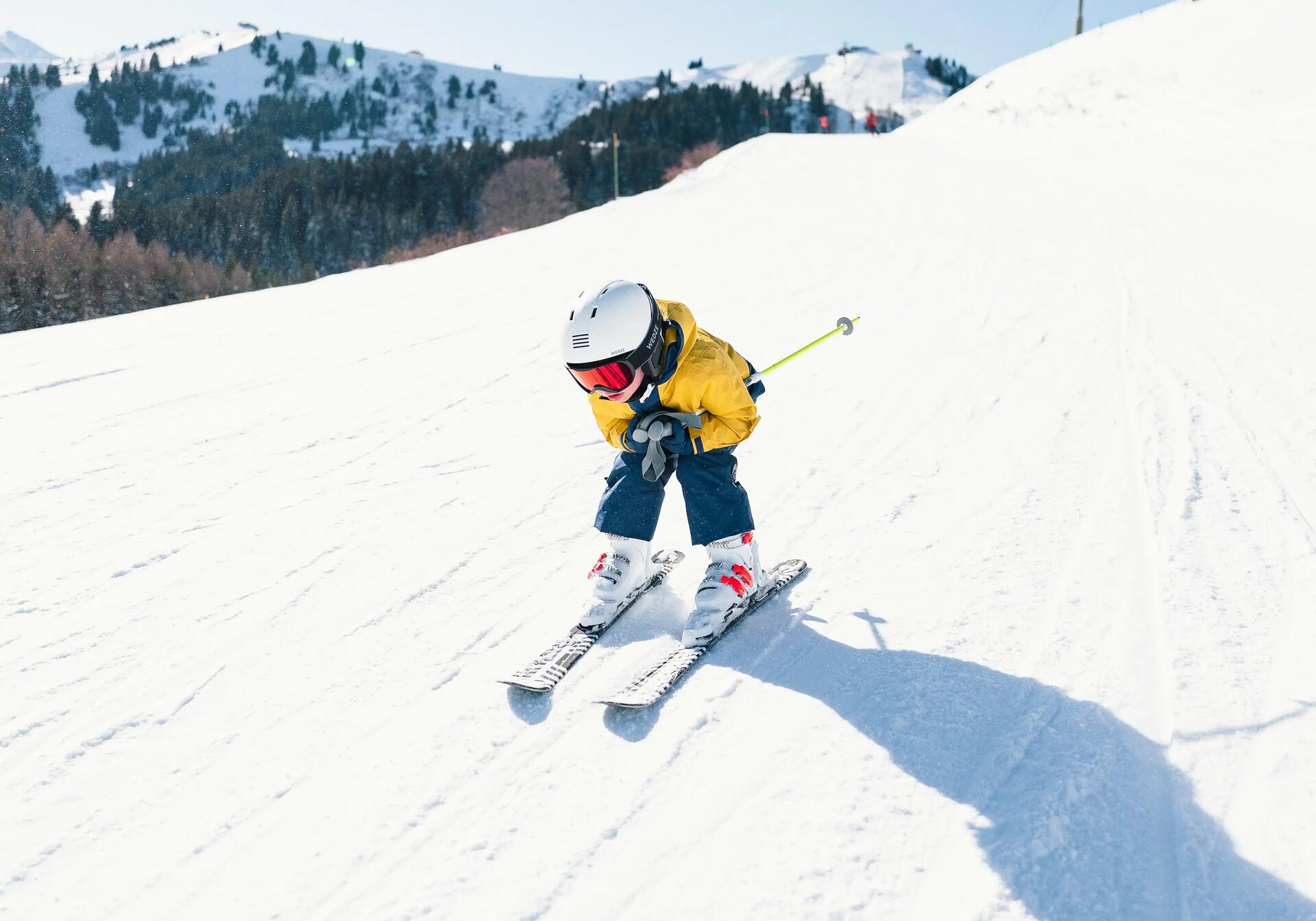 enfant au ski