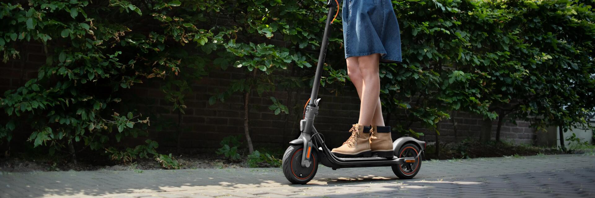 Our guide to repairing and adjusting the brakes on your electric scooter