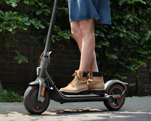 Cómo reparar y ajustar los frenos de tu patinete eléctrico