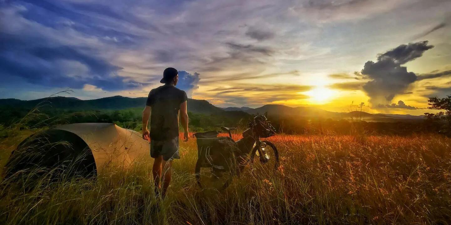 Quentin nous raconte sa traversée de l'Afrique à vélo