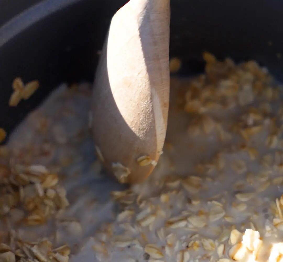 Cook the oatmeal